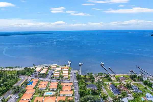 $189,900 | 2100 West Beach Drive, Unit H103, Panama City, FL 32401