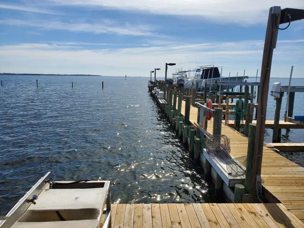 $189,900 | 2100 West Beach Drive, Unit H103, Panama City, FL 32401