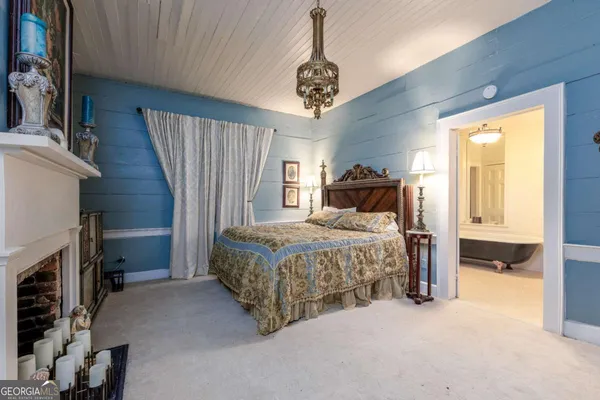 $995,000 | 205 Carolina Street, Dillard, GA 30537