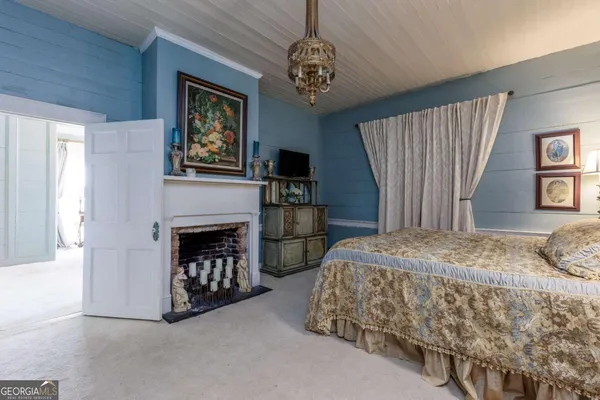 $995,000 | 205 Carolina Street, Dillard, GA 30537