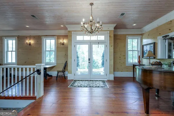 $995,000 | 205 Carolina Street, Dillard, GA 30537