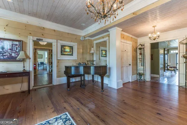 $995,000 | 205 Carolina Street, Dillard, GA 30537