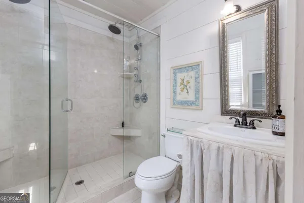 $995,000 | 205 Carolina Street, Dillard, GA 30537