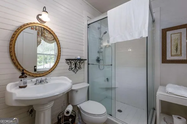 $995,000 | 205 Carolina Street, Dillard, GA 30537