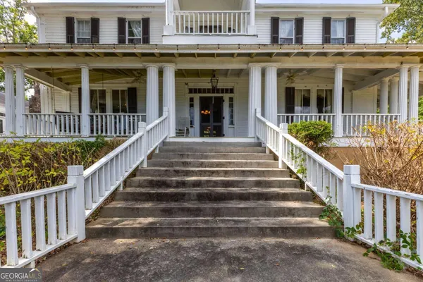 $995,000 | 205 Carolina Street, Dillard, GA 30537