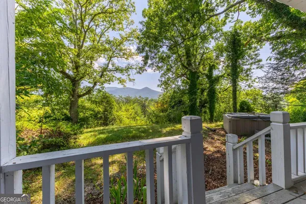 $995,000 | 205 Carolina Street, Dillard, GA 30537