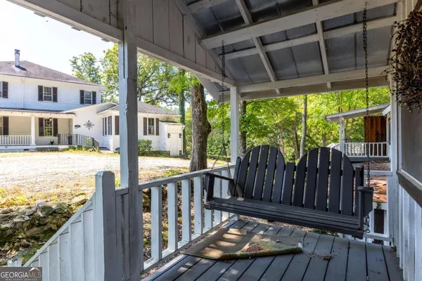 $995,000 | 205 Carolina Street, Dillard, GA 30537