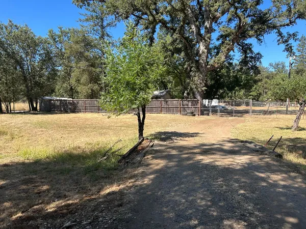 a view of street with yard