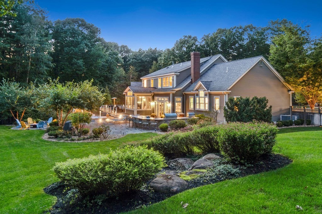83 Depot Road Boxford, MA 01921 - Photo 4 of 38