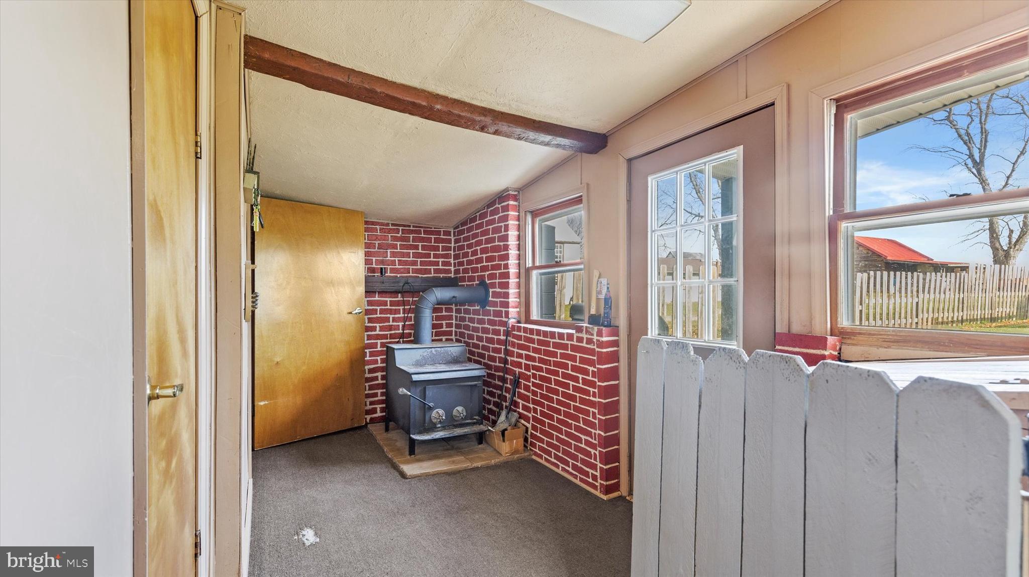 339 Greason Road Carlisle, PA 17015 - Photo 10 of 31 Gallery Image 10
