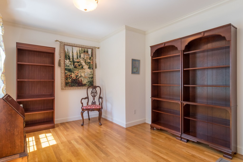 46 Holmes Street Needham, MA 02492 - Photo 4 of 21