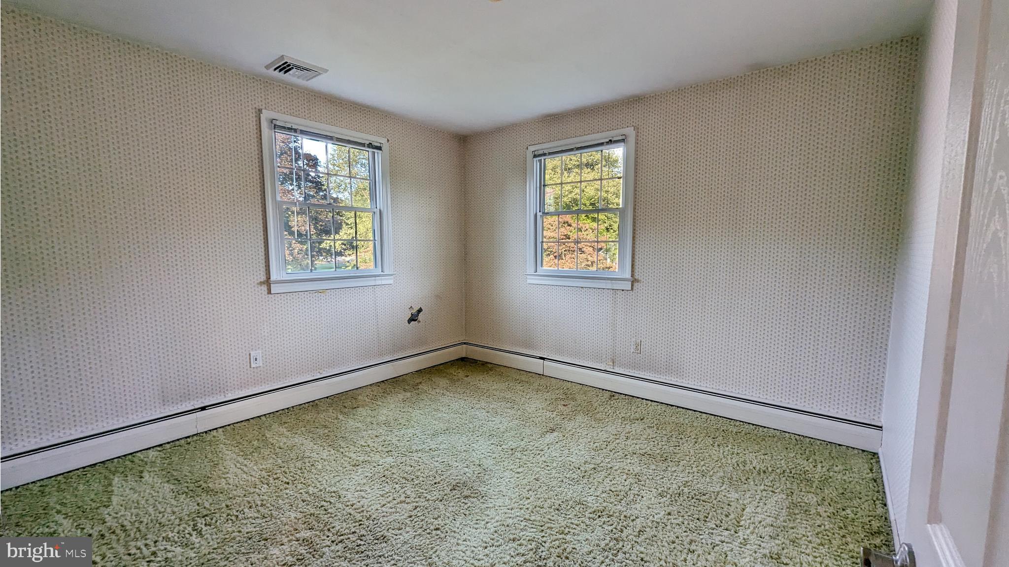 20 Valley View Drive Doylestown, PA 18901 - Photo 14 of 18 Third bedroom