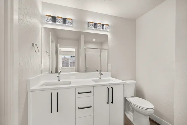 $5,800,000 | 11904-11905 East Spruce Lane, Spokane Valley, WA 99206