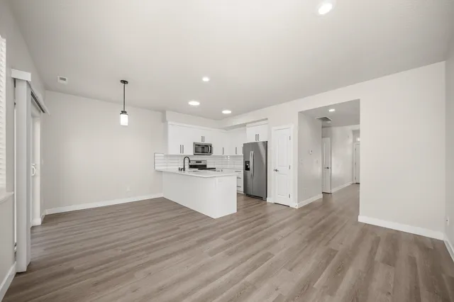 $5,800,000 | 11904-11905 East Spruce Lane, Spokane Valley, WA 99206