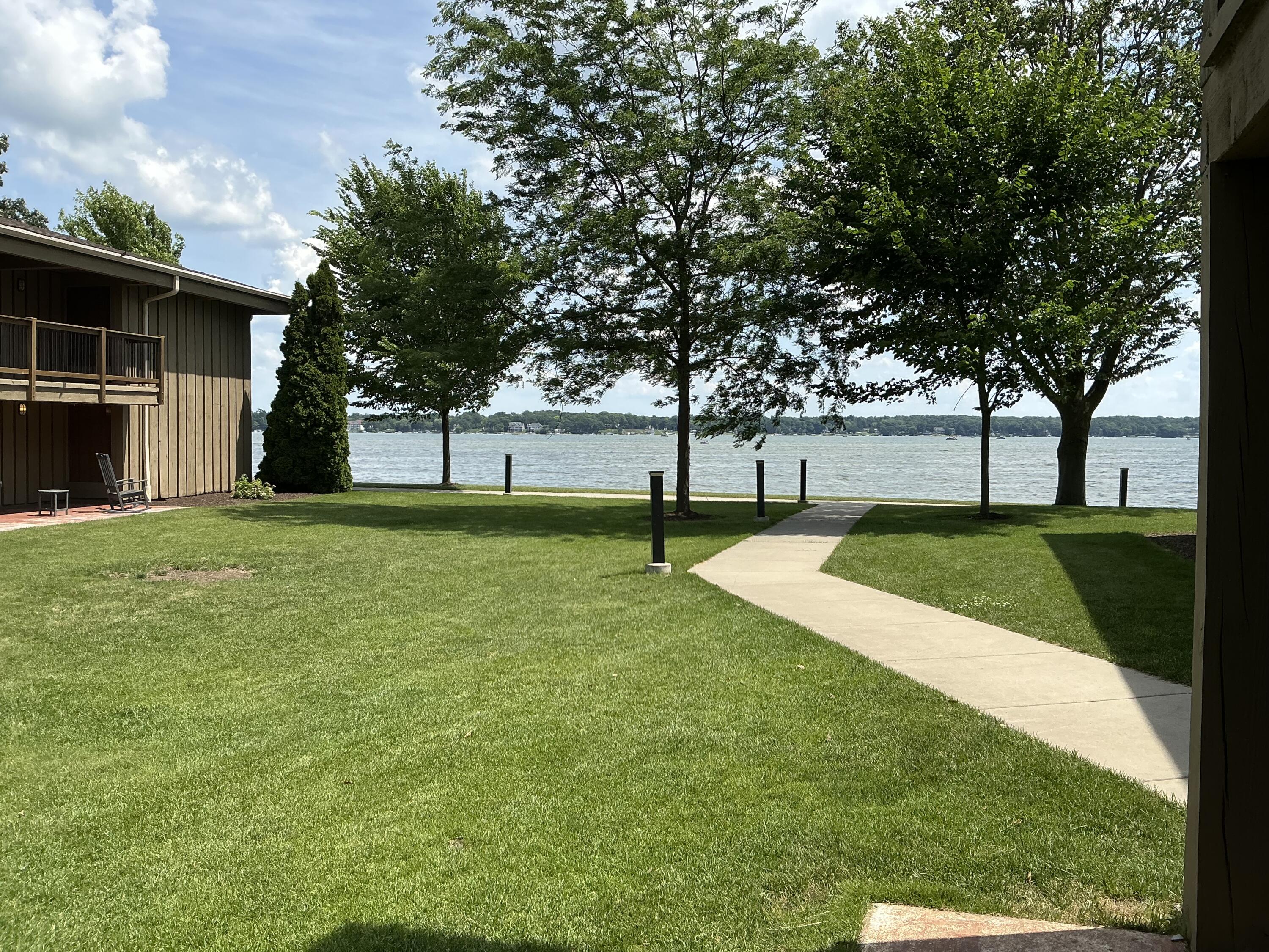 2400 Geneva Street, Unit 1812 Delavan, WI 53115 - Photo 17 of 74 IMG_0423