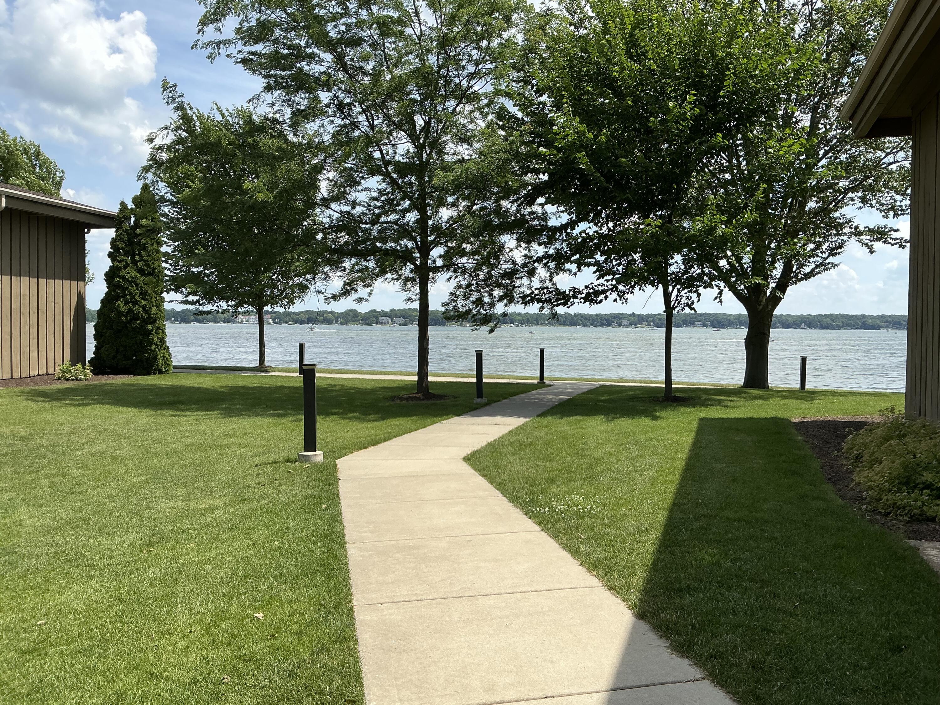 2400 Geneva Street, Unit 1812 Delavan, WI 53115 - Photo 18 of 74 IMG_0422