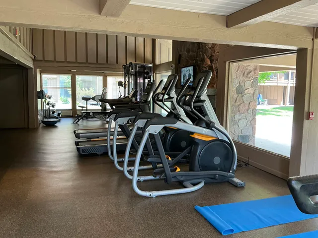 $43,900 | 2400 Geneva Street, Unit 1812, Delavan, WI 53115