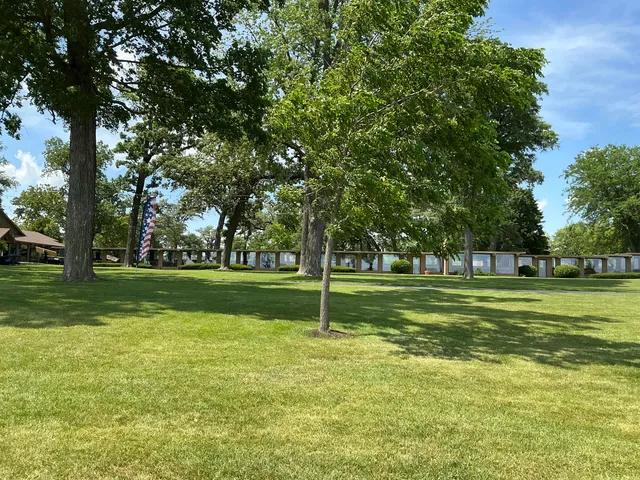 $43,900 | 2400 Geneva Street, Unit 1812, Delavan, WI 53115