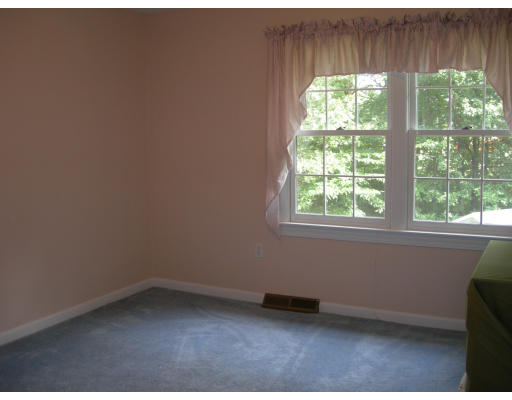 17 Field Street Maynard, MA 01754 - Photo 13 of 18 Gallery Image 13