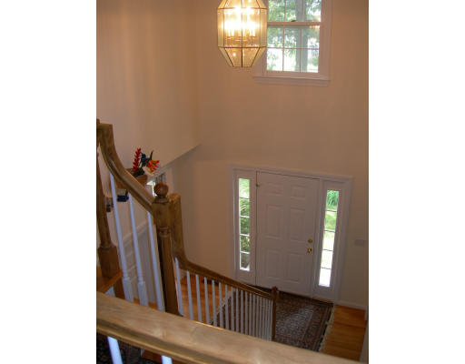 17 Field Street Maynard, MA 01754 - Photo 4 of 18 Gallery Image 4