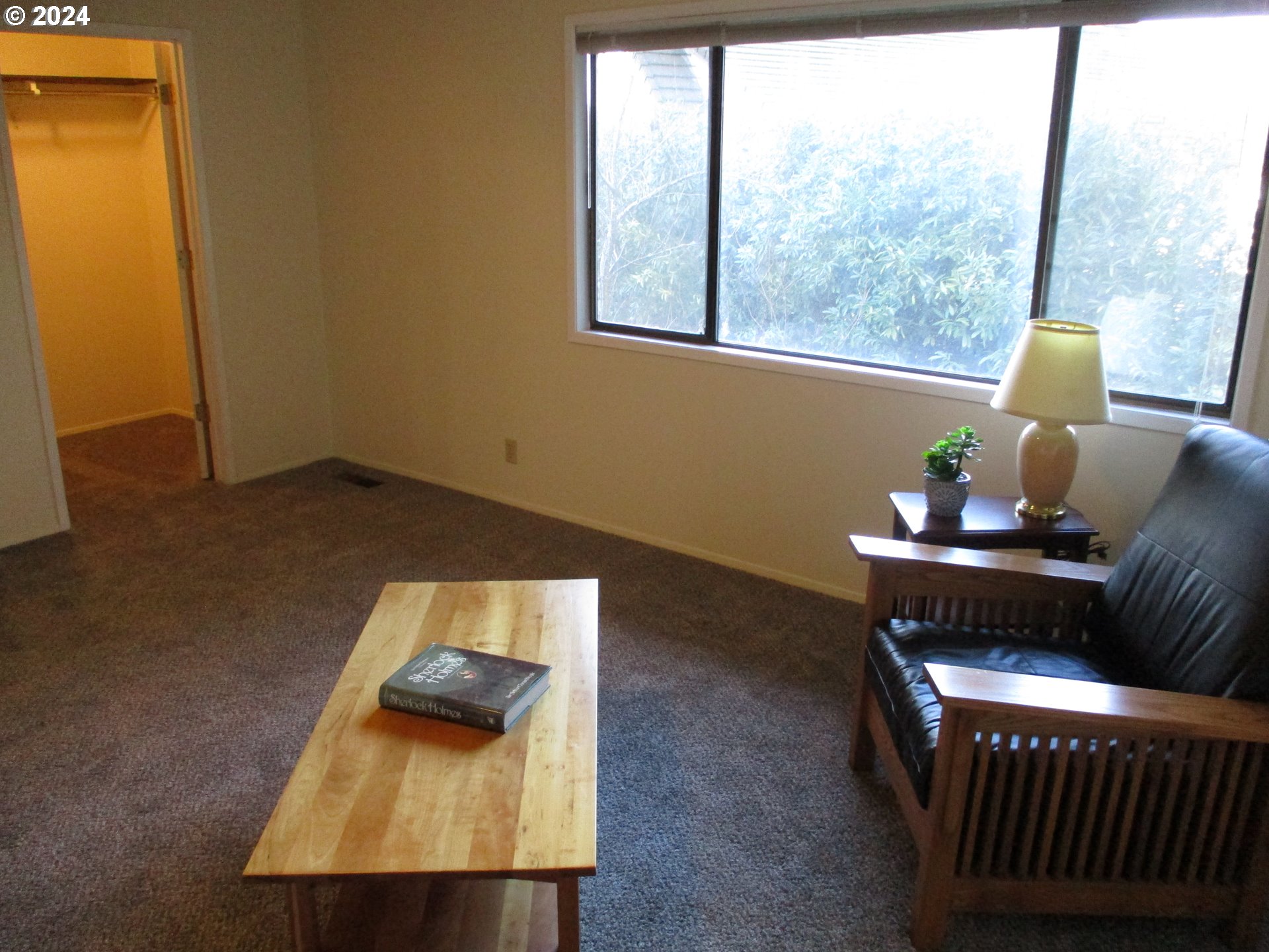 2207 Ridgeway Drive Eugene, OR 97401 - Photo 22 of 27 Bedroom