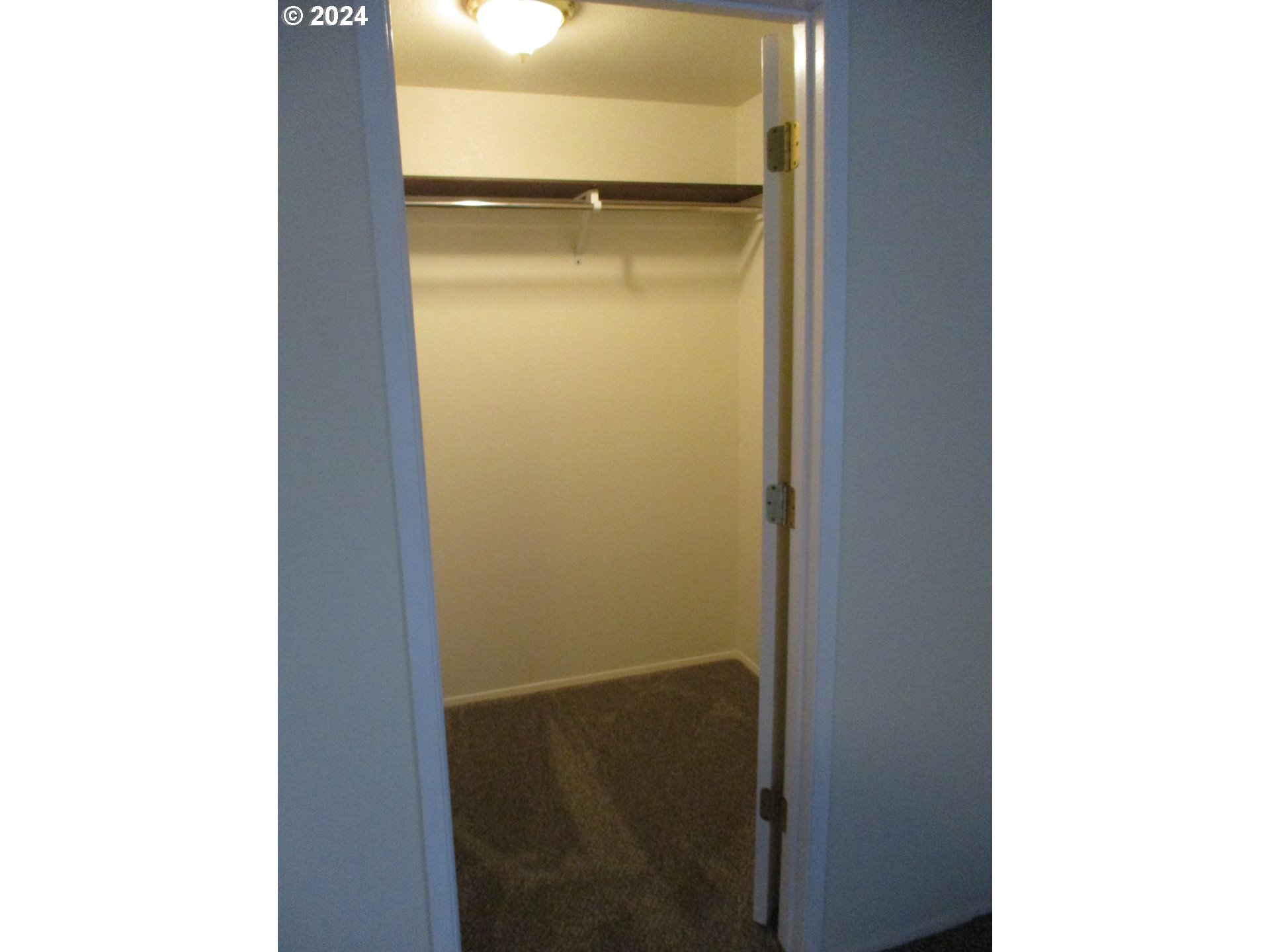 2207 Ridgeway Drive Eugene, OR 97401 - Photo 23 of 27 Bedroom