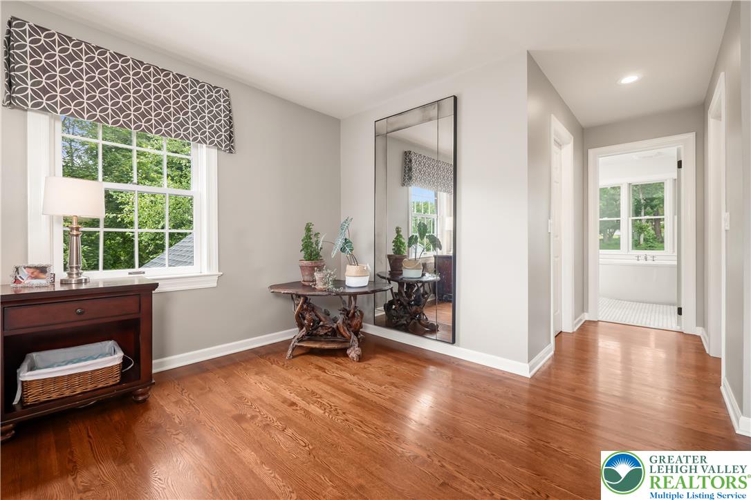1588 Surrey Road Bethlehem, PA 18015 - Photo 27 of 50 a view of a livingroom with furniture and hardwood floor