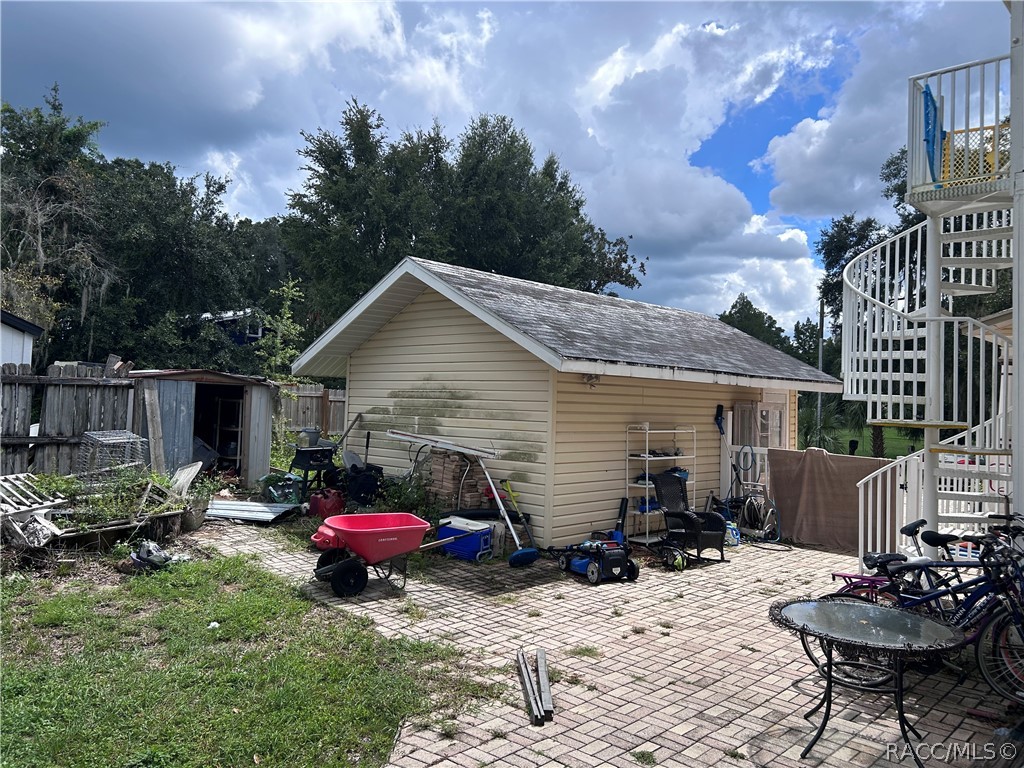 414 Lake Street Inverness, FL 34450 - Photo 20 of 27 shed and garage