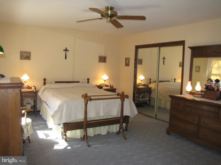 5 Strafford Circle Road Medford, NJ 08055 - Photo 19 of 25 Bedroom - Main