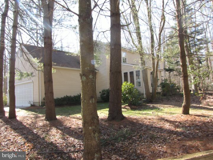 5 Strafford Circle Road Medford, NJ 08055 - Photo 23 of 25 Exterior Back