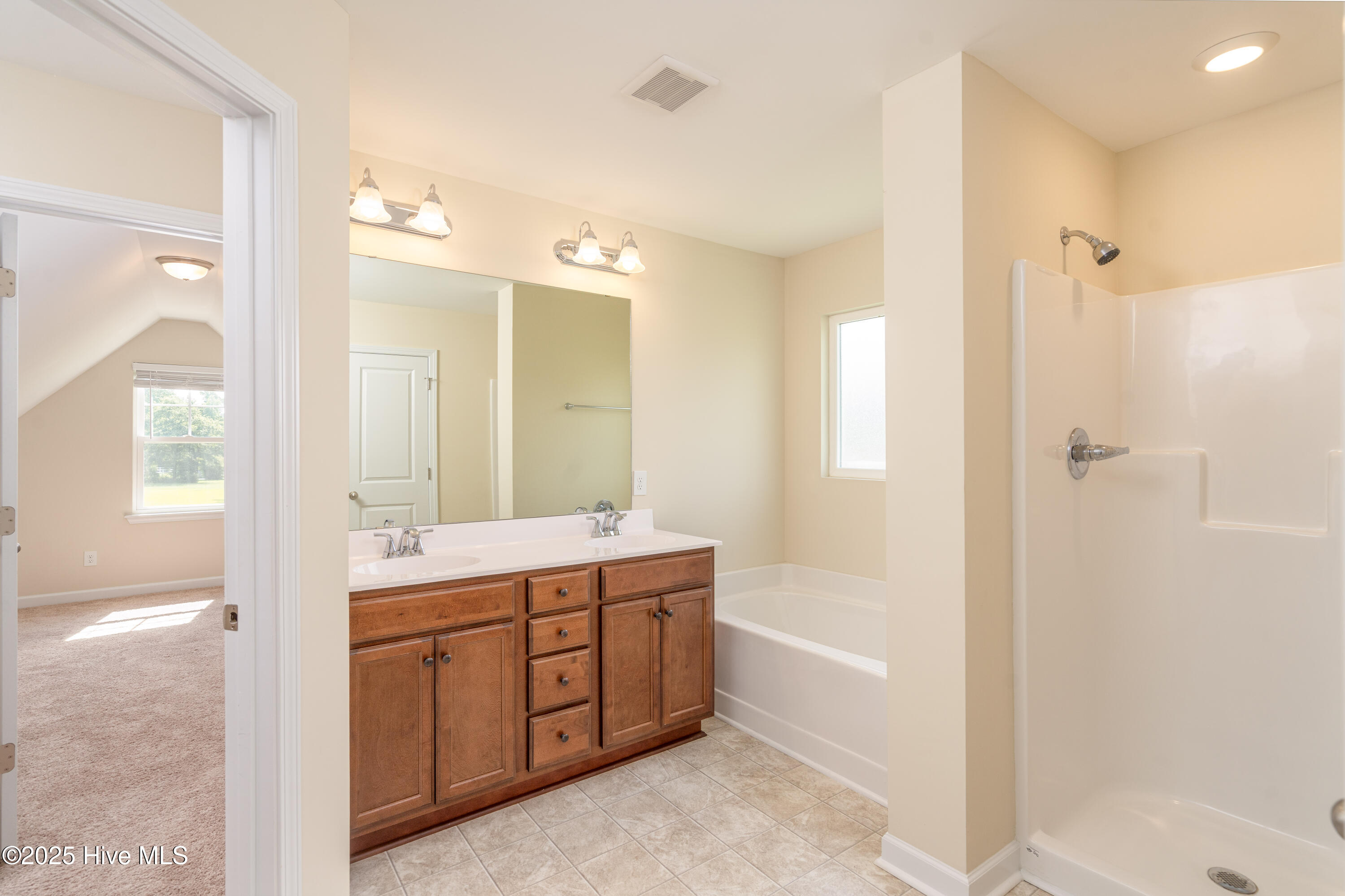 260 Sewell Road Jacksonville, NC 28540 - Photo 17 of 25 360 Sewell (18 of 36)