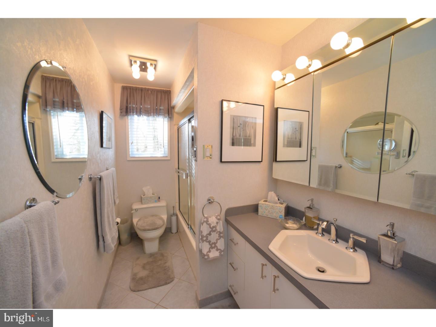 42 Overhill Road Stratford, NJ 08084 - Photo 11 of 15