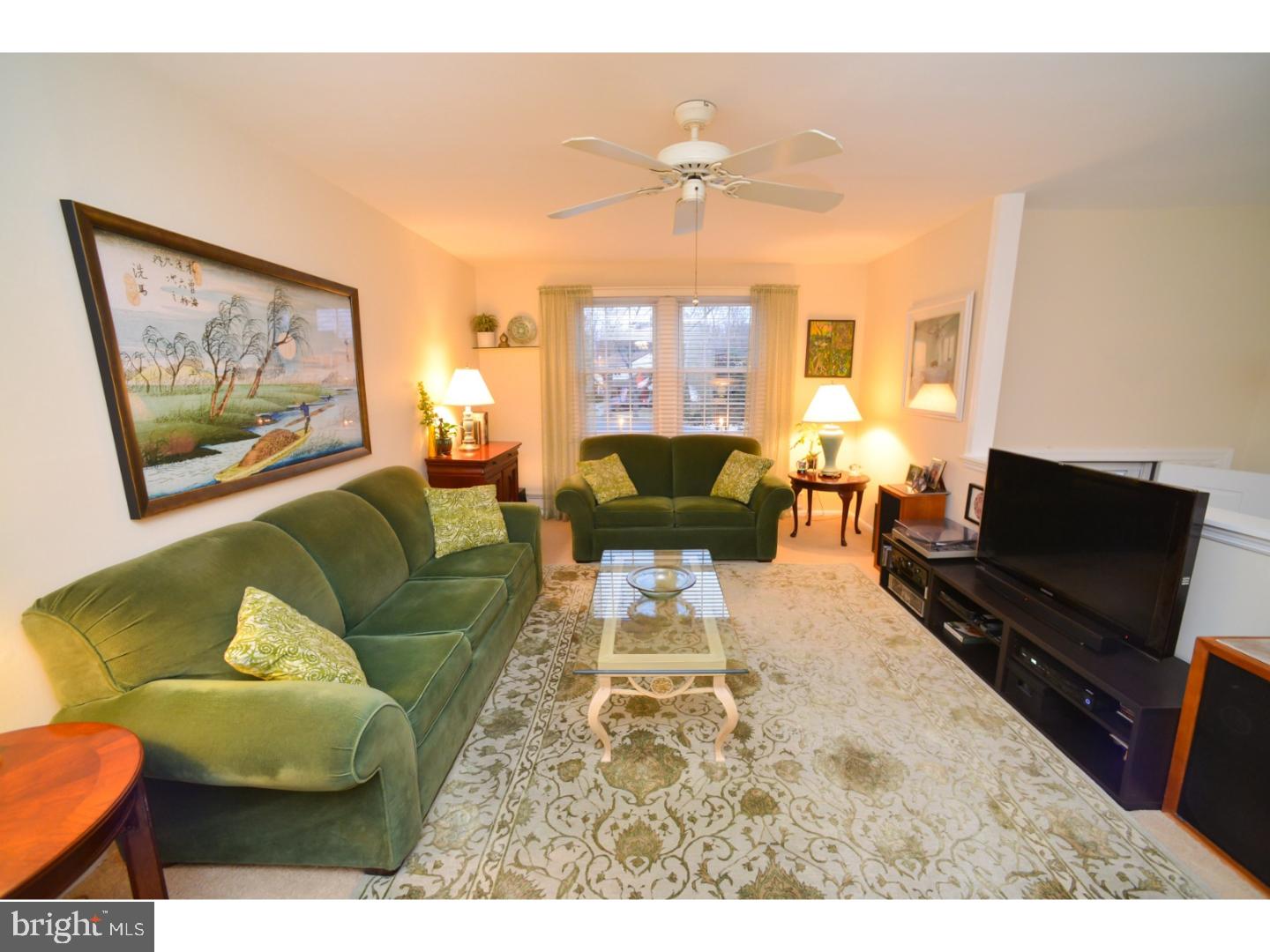 42 Overhill Road Stratford, NJ 08084 - Photo 4 of 15