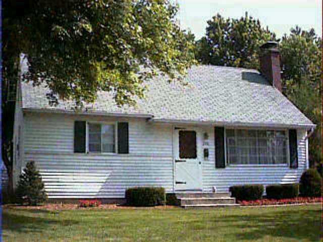 2510 Woodstock Road Columbus, OH 43221 - Photo 1 of 1