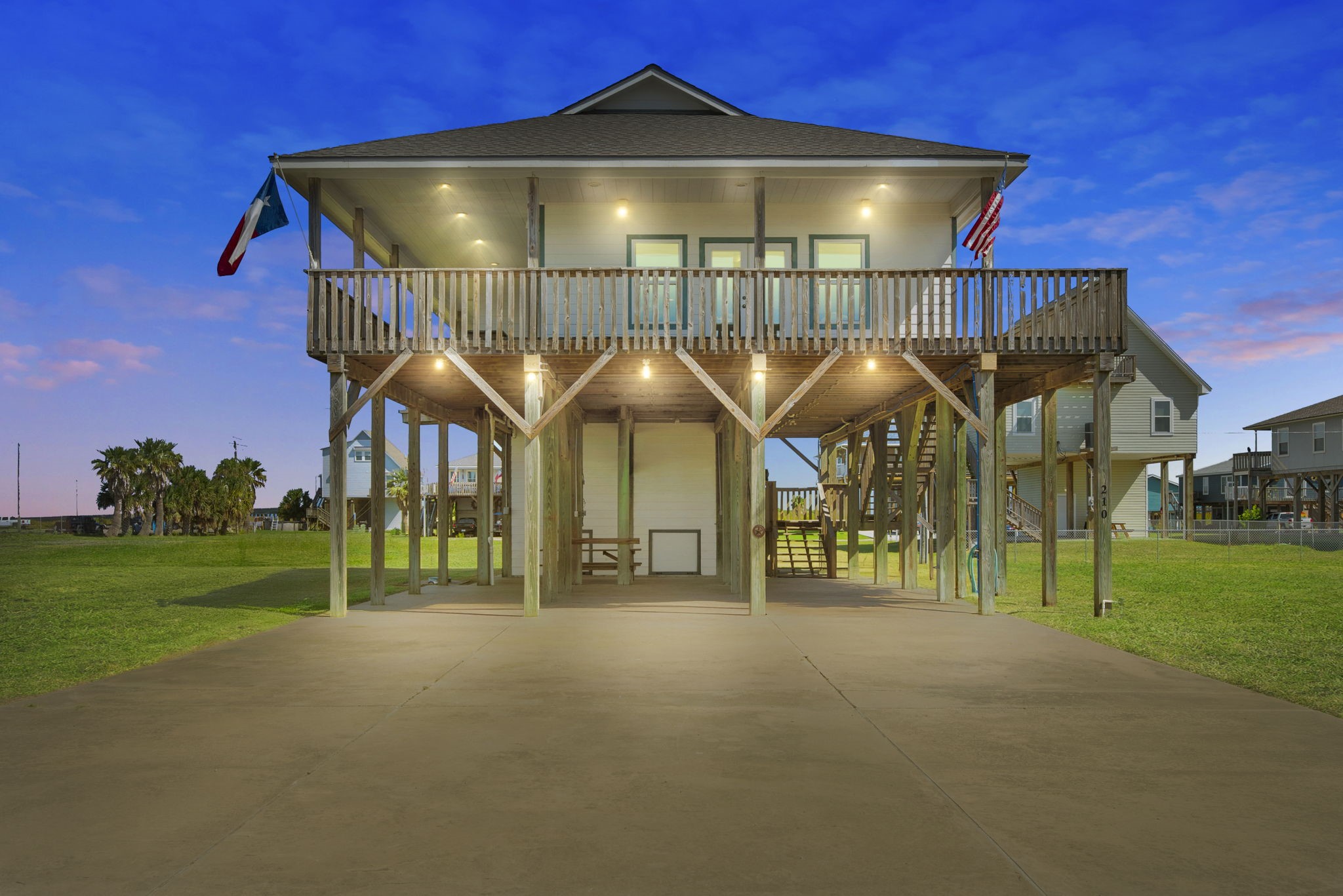 210 Fathom Drive Freeport, TX 77541 - Photo 2 of 34