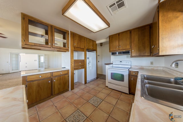 6518 Corn Road Calipatria, CA 92233 - Photo 11 of 44 Gallery Image 11