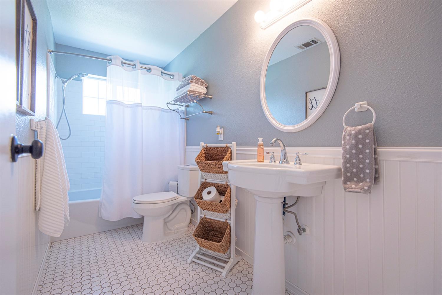 310 South Anderson Road, Unit A Exeter, CA 93221 - Photo 43 of 63