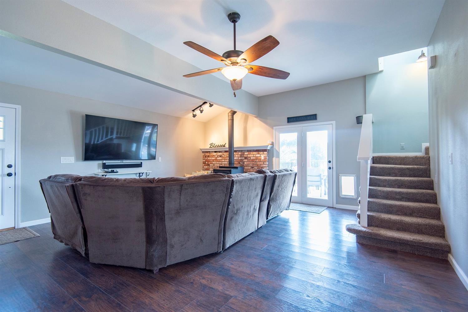 310 South Anderson Road, Unit A Exeter, CA 93221 - Photo 9 of 63