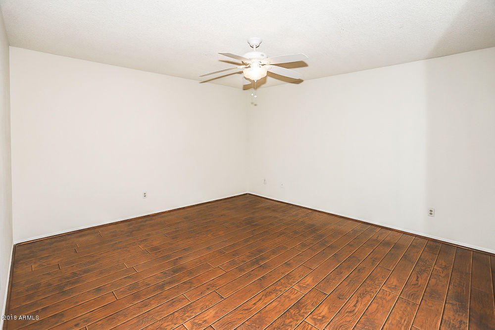 3008 West Phelps Road Phoenix, AZ 85053 - Photo 18 of 24 Phelpshouse-19