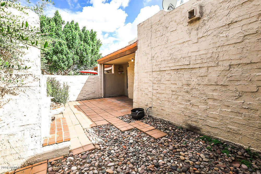 3008 West Phelps Road Phoenix, AZ 85053 - Photo 22 of 24 Phelpshouse-51