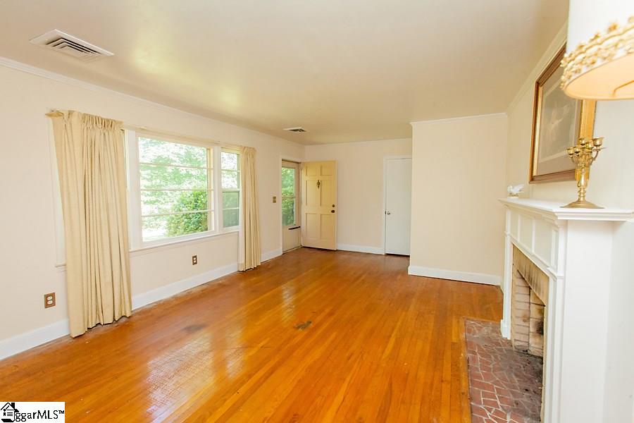 104 New Perry Road Greenville, SC 29617 - Photo 2 of 20 Gallery Image 2