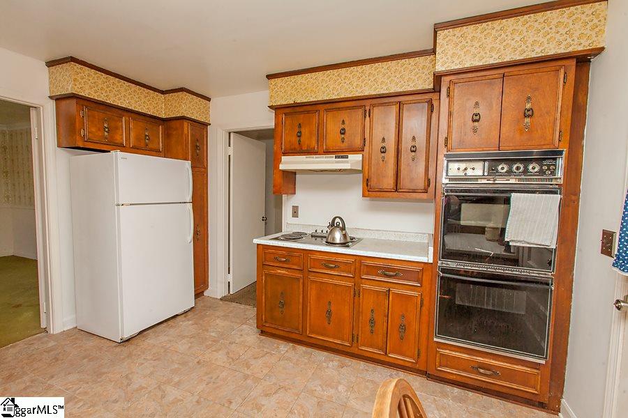 104 New Perry Road Greenville, SC 29617 - Photo 5 of 20 Gallery Image 5