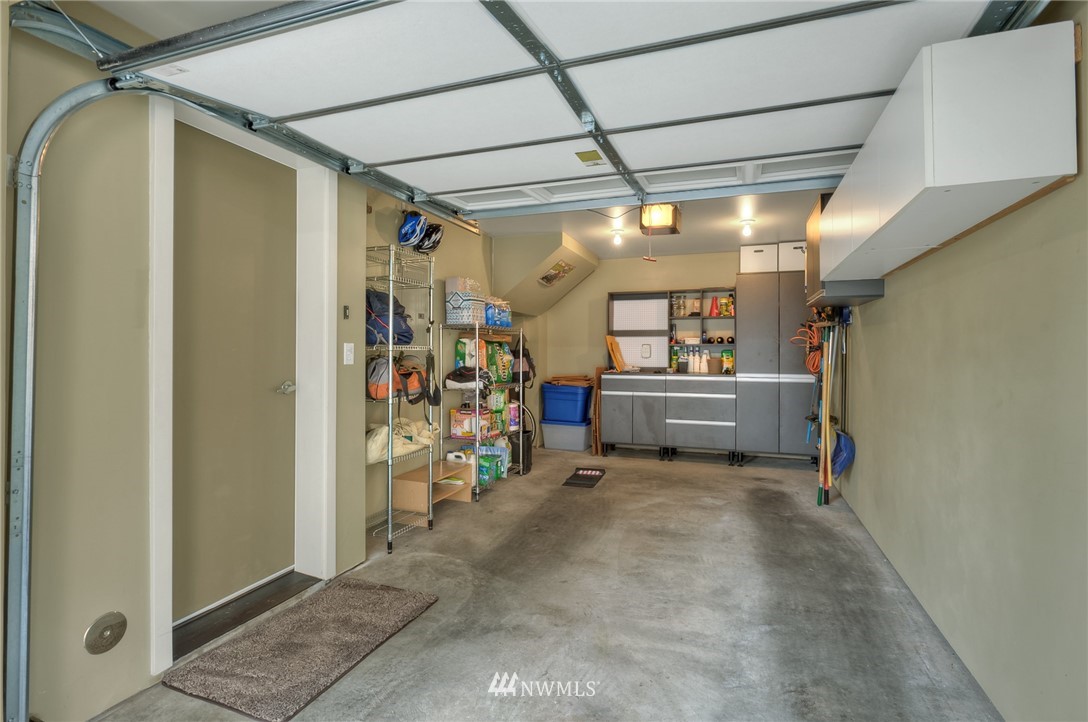 911 North 85th Street Seattle, WA 98103 - Photo 16 of 21