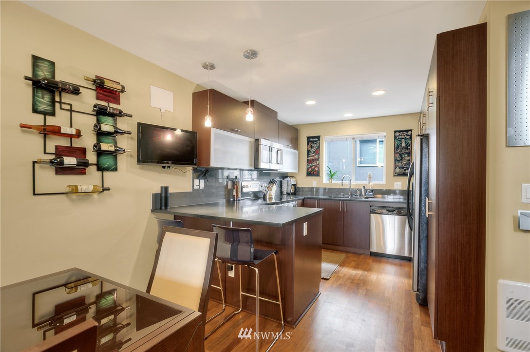 911 North 85th Street Seattle, WA 98103 - Photo 19 of 21