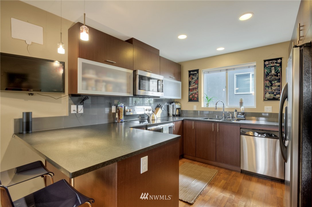 911 North 85th Street Seattle, WA 98103 - Photo 20 of 21