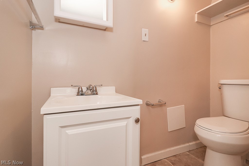 1563 Winchester Road Lyndhurst, OH 44124 - Photo 31 of 35 Gallery Image 31