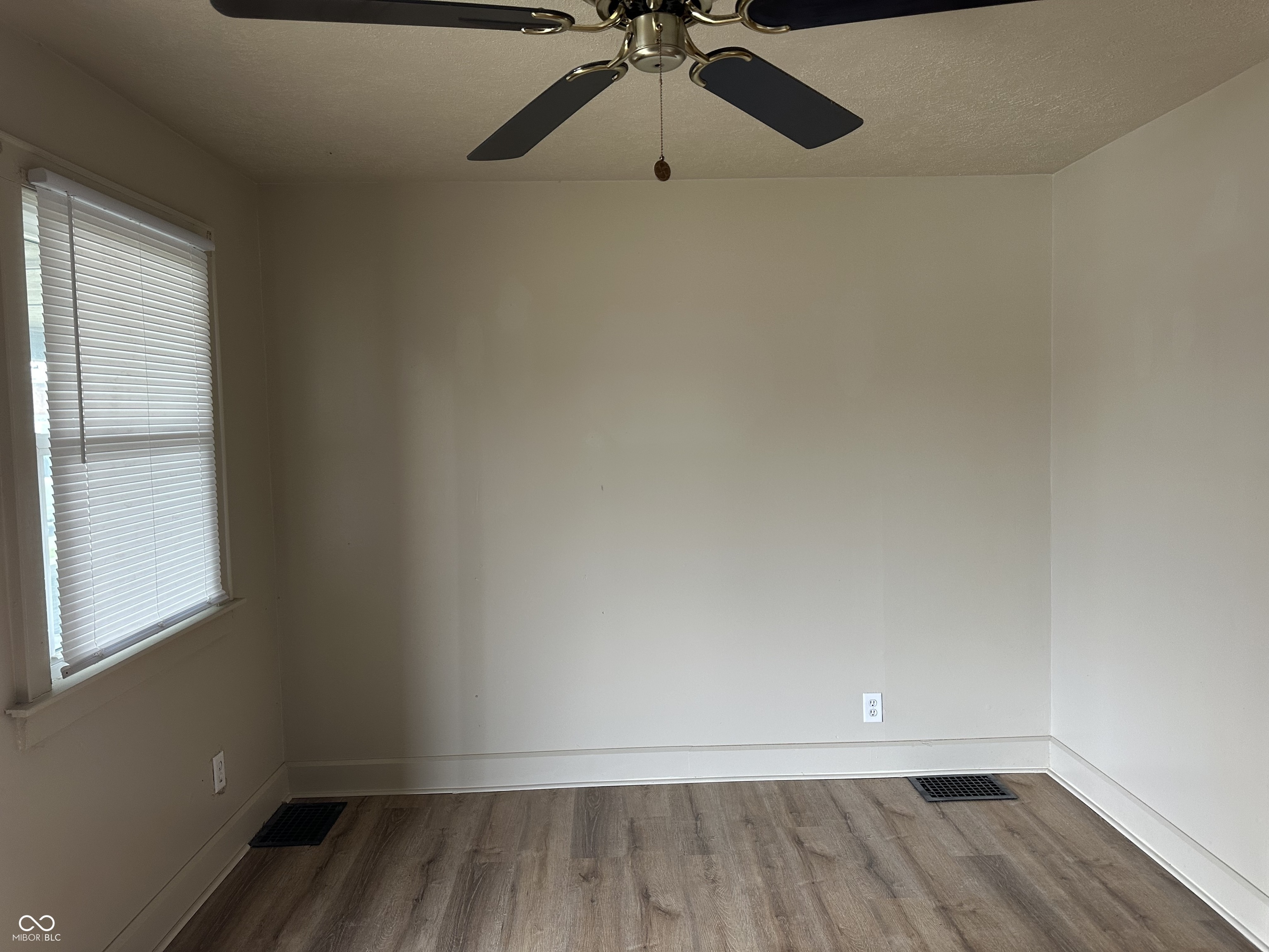 3046-3052 English Avenue Indianapolis, IN 46201 - Photo 7 of 9