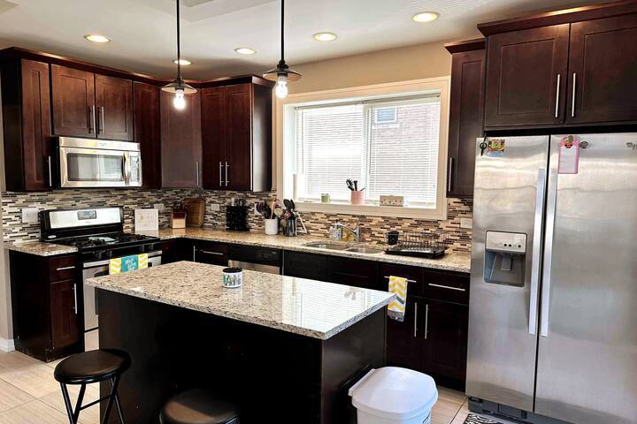 9520 South Ridgeway Avenue Evergreen Park, IL 60805 - Photo 3 of 19
