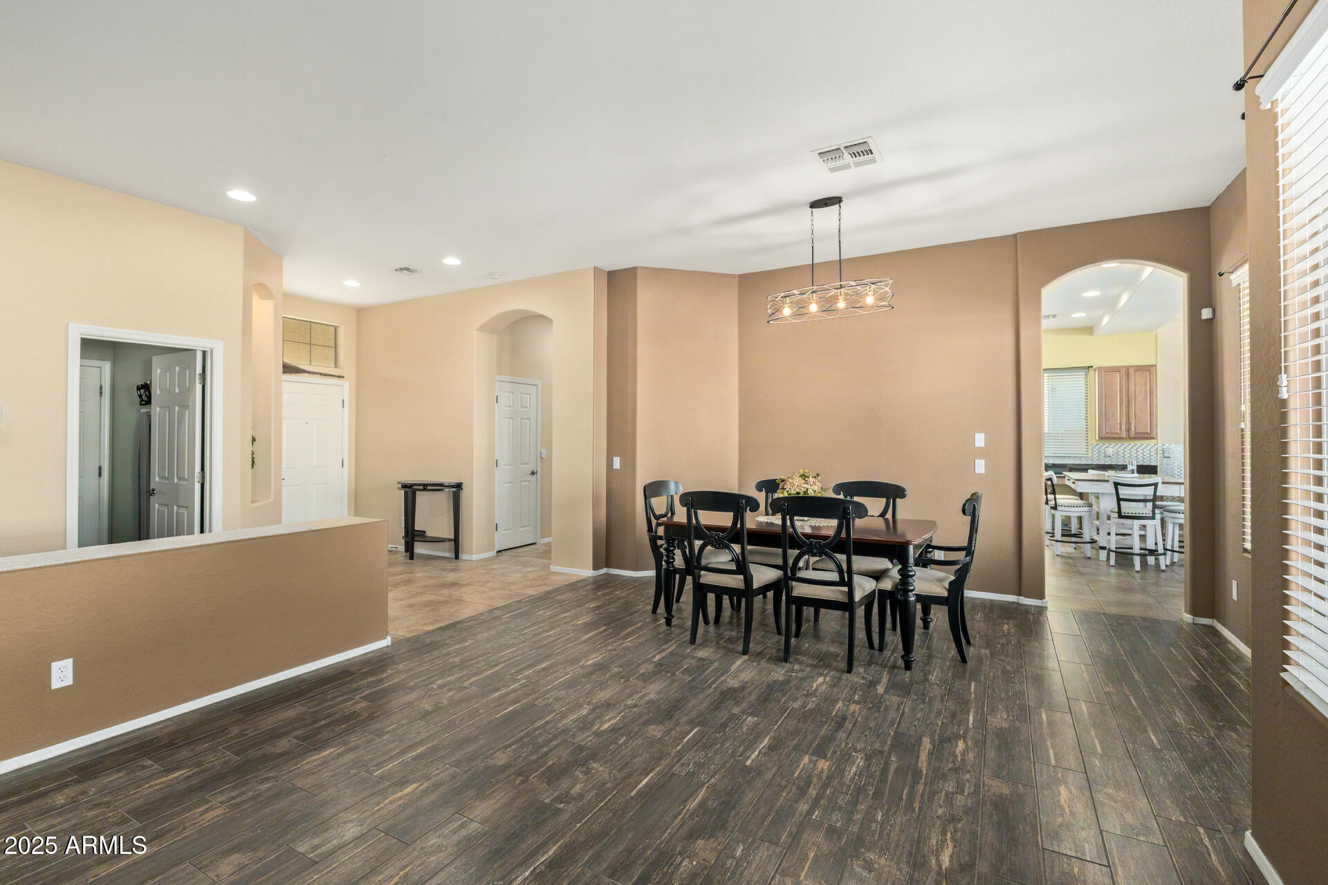 45308 West Jack Rabbit Trail Maricopa, AZ 85139 - Photo 5 of 27 05 - Jack Rabbit