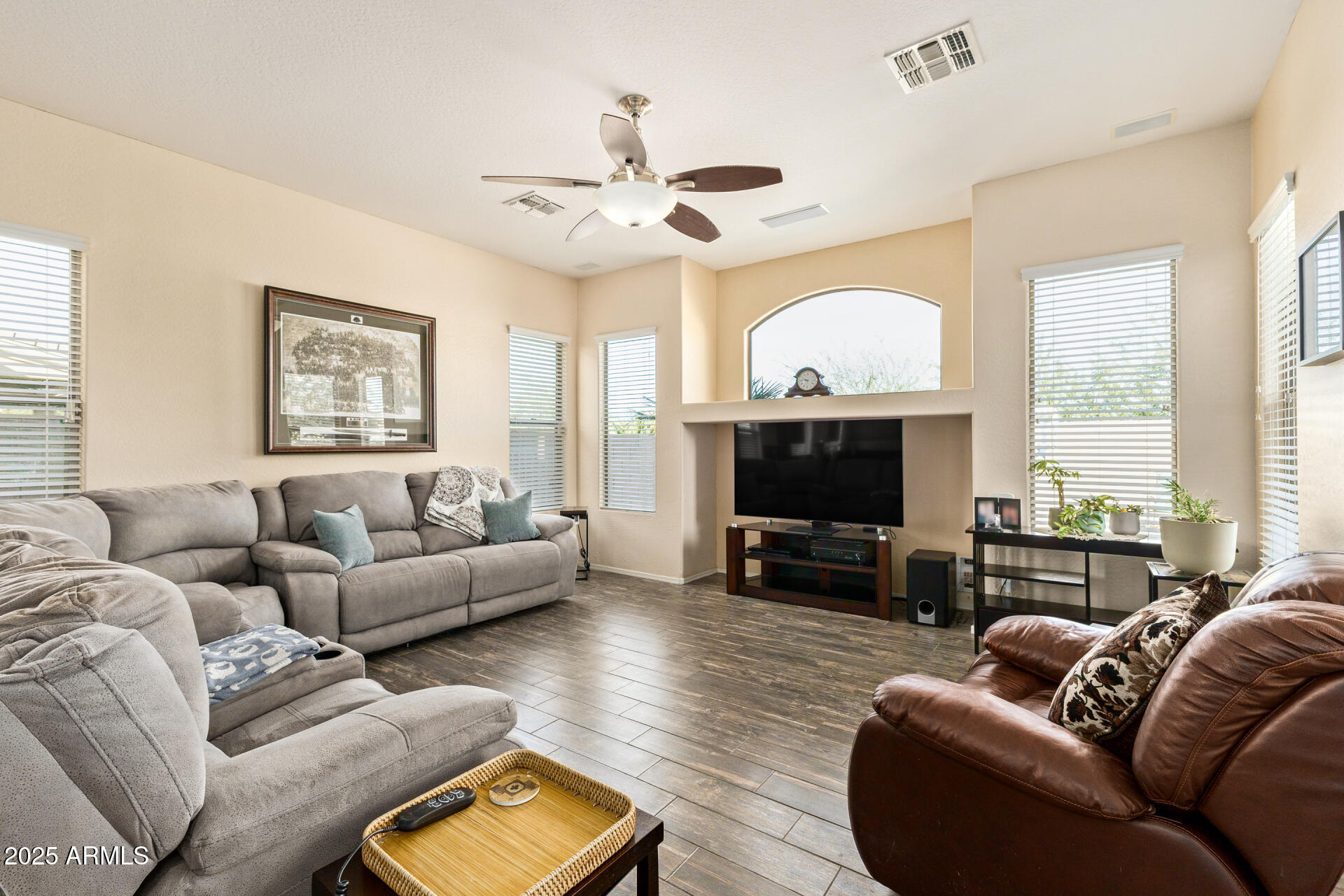 45308 West Jack Rabbit Trail Maricopa, AZ 85139 - Photo 9 of 27 09 - Jack Rabbit